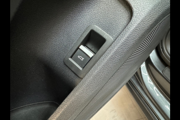 Audi A4 Avant 45 TFSI quattro 3x S Line Pano|RS seat|HUD|VOL