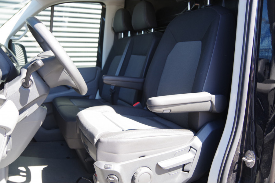 Volkswagen Crafter 35 2.0 TDI L3H3 Highline AUT. LED, TREKHAAK, GEV. ERGO ACTIVE STOEL, CAMERA, AIRCO, MISTLAMPEN