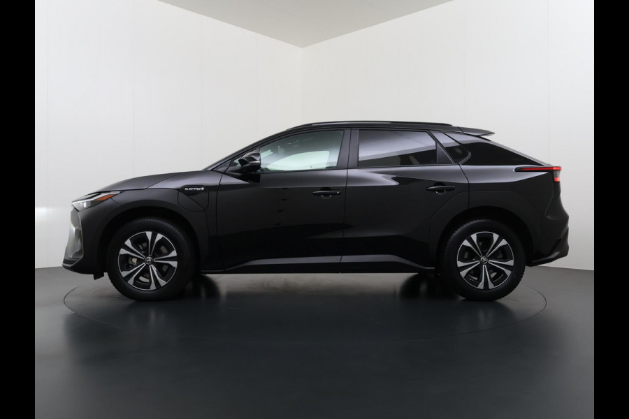 Toyota Bz4x Dynamic 71 kWh | LEKKER COMPLEET EN RIJKLAAR GEPRIJSD incl. 10 jr. TOYOTA GARANTIE