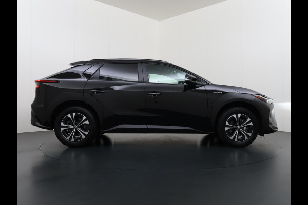 Toyota Bz4x Dynamic 71 kWh | LEKKER COMPLEET EN RIJKLAAR GEPRIJSD incl. 10 jr. TOYOTA GARANTIE
