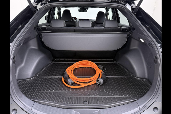 Toyota Bz4x Dynamic 71 kWh | LEKKER COMPLEET EN RIJKLAAR GEPRIJSD incl. 10 jr. TOYOTA GARANTIE