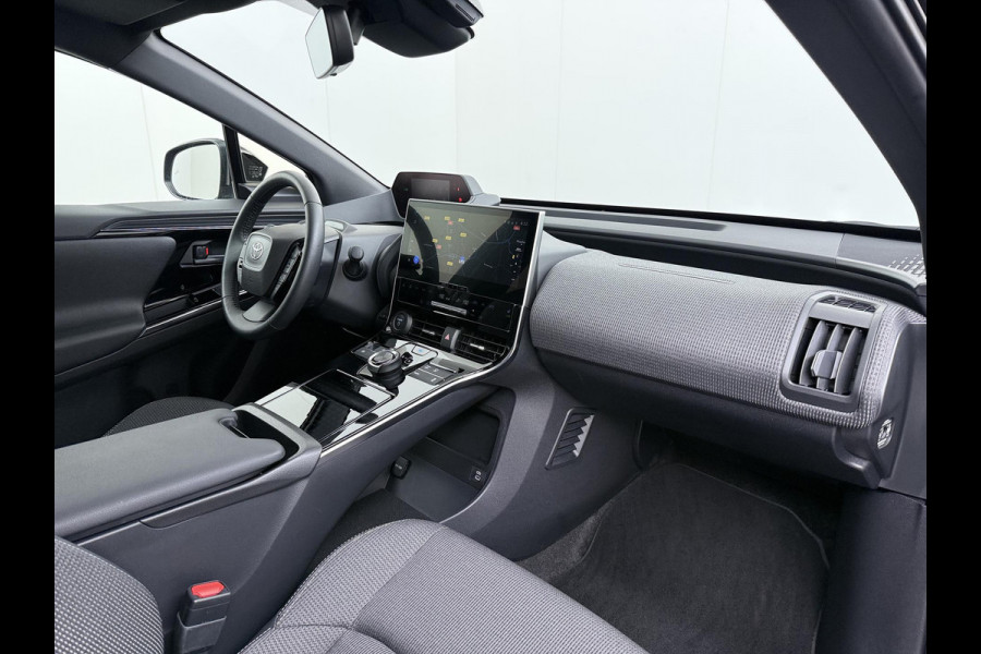 Toyota Bz4x Dynamic 71 kWh | LEKKER COMPLEET EN RIJKLAAR GEPRIJSD incl. 10 jr. TOYOTA GARANTIE