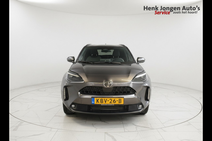Toyota Yaris Cross 1.5 Hybrid 115 First Edition Rijklaar + Fabrieksgarantie Henk Jongen Auto's in Helmond,  al 50 jaar service zoals 't hoort!
