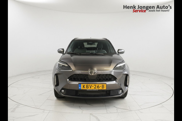 Toyota Yaris Cross 1.5 Hybrid 115 First Edition Rijklaar + Fabrieksgarantie Henk Jongen Auto's in Helmond,  al 50 jaar service zoals 't hoort!