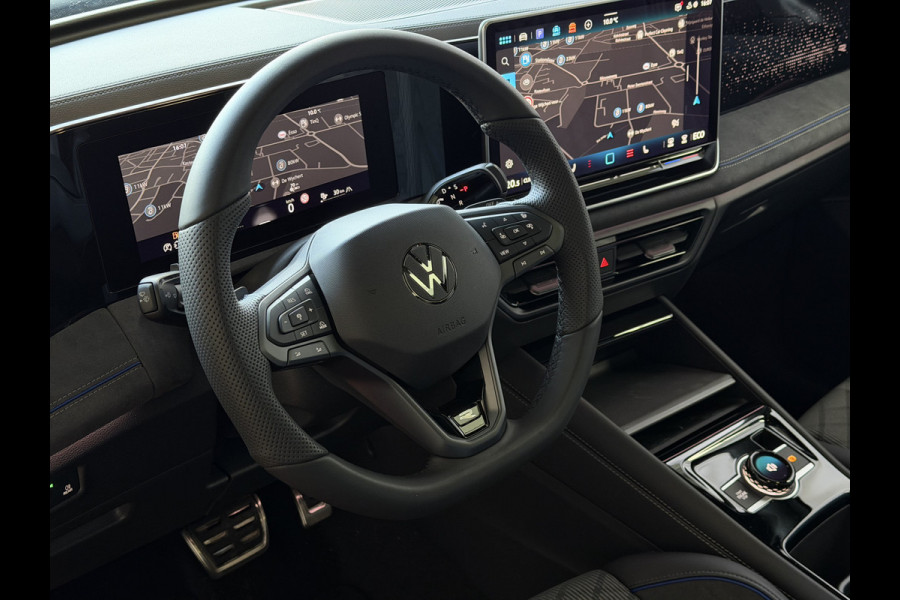 Volkswagen Tiguan 1.5 eHYBRID 272 PK NW AUTO R-LINE VW.TREKHAAK BLACK PANO XL.NAVI STOEL/STUUR VERW. BLACK.STYLE 360.CAM ELEK.KLEP MATRIX.LED 20'' PHEV PLUG IN HYBRID ✅Top Auto's Wijchen , 30 Jaar Specialist in Volkswagen  : Alle Type's : R-Line Edition / Style / First Edition / Highline / Life , Zowel PHEV / HEV / MHEV / Benzine ✅