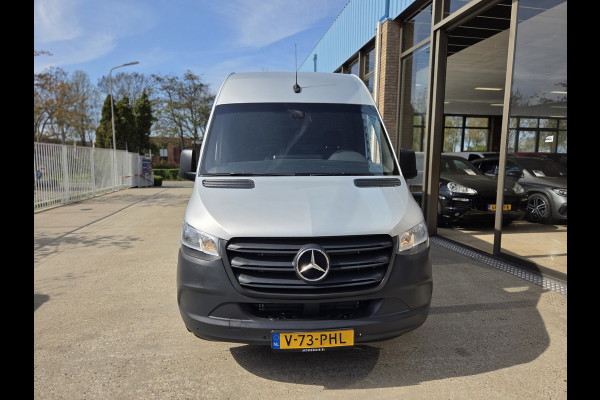Mercedes-Benz Sprinter 215 CDI L2/H2 Automaat MBux systeem Airco Achteruitrijcamera