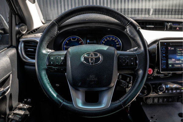 Toyota Hilux 2.4 D 4WD | 150 PK | Automaat | Camera | Cruise | Navi | Trekhaak