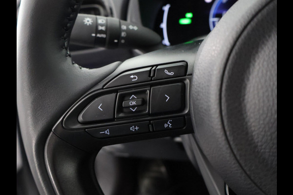 Toyota Yaris Cross 1.5 Hybrid 115 Dynamic | Stuur-/Stoelverwarming | Draadloze telefoonlader | Adaptieve Cruise Control |