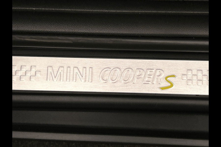 MINI Mini Electric Essential 33 kWh | SOH 99% | Apple/Carplay | Stoelverwarming | Climate/Control