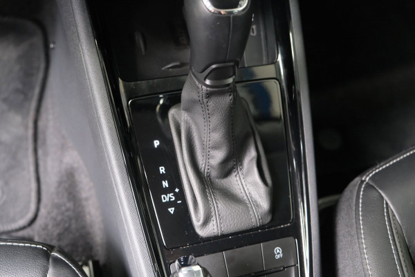 Škoda Kamiq 1.0 TSI Business Edition Automaat - N.A.P. Airco, Cruise, Virtual Display, Camera, PDC, Trekhaak.