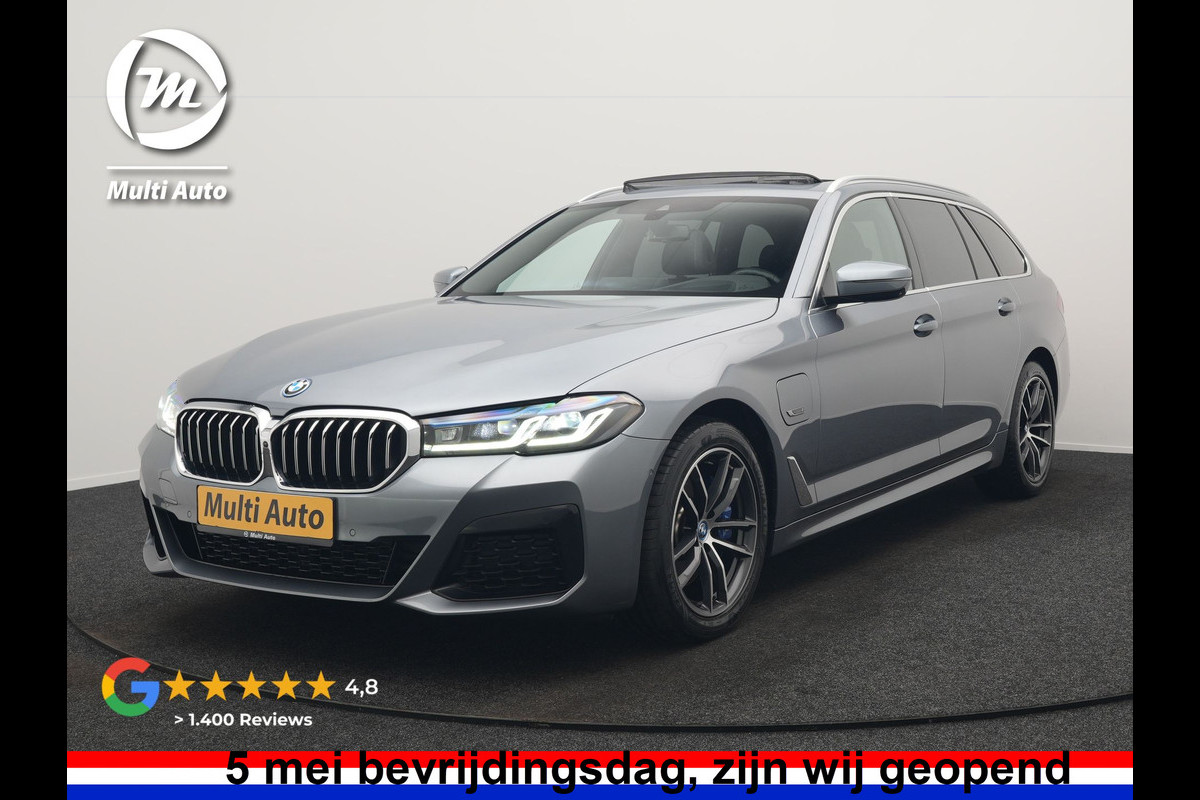 BMW 5 Serie Touring 530e xDrive M Sport PHEV 293pk Dealer O.H. | Panodak | Head Up | Laser LED | 360 Camera | Harman & Kardon | Sfeerverlichting | Alcantara Sportstoelen Verwarmd | Keyless | Blis | Virtual | Navigatie | DAB | Plug In Hybrid