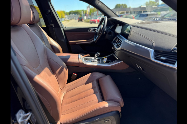 BMW X5 XDrive45e High Executive HUD Pano 360 Trekhaak MAXTON