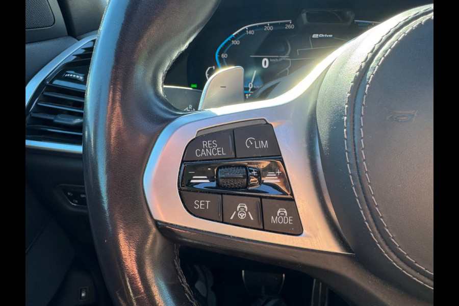 BMW X5 XDrive45e High Executive HUD Pano 360 Trekhaak MAXTON