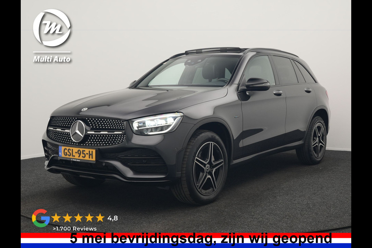 Mercedes-Benz GLC 300e 4MATIC AMG PHEV 320pk Dealer O.H | Panodak | Adaptive Cruise | Sportstoelen Memory | Burmester | AMG Exterieur | Head Up | Camera | Keyless | Plug In Hybrid |