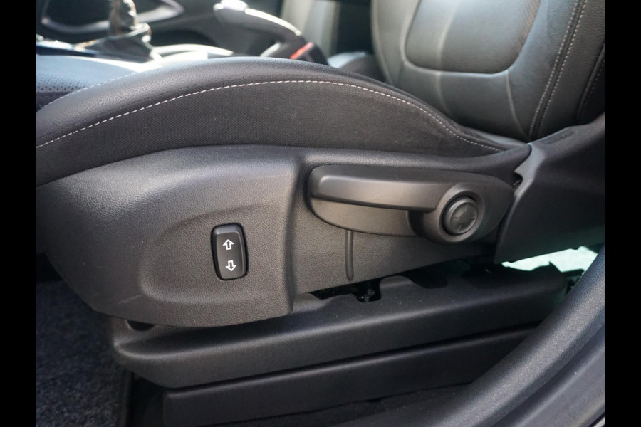 Opel Crossland X 1.2 Turbo Ultimate Leder interieur