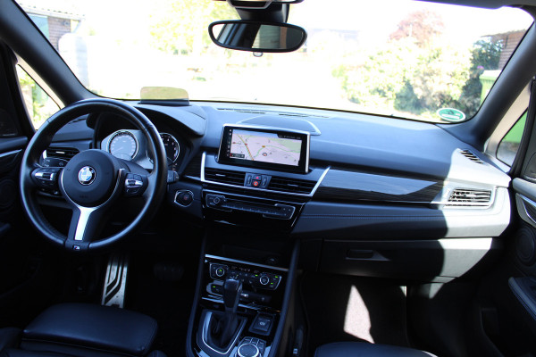 BMW 2 Serie Active Tourer 225xe PHEV High Exe SOh 90.6% M-SPORT LEER LED NAVI 36000KM!!!