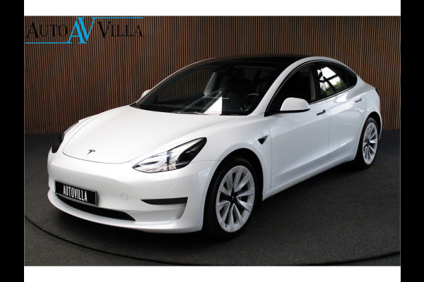 Tesla Model 3 RWD ACC Autopilot Stuurverwarm. PDC Leer Navi Panoramadak 360° Elektr. achterklep Stoelverwarming voor & achter Climate voor & achter LM velgen