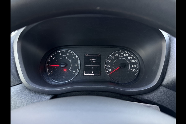 Renault Master T35 2.3 dCi 150 L2H2 ZB-Edition | Trekhaak | Carplay | Treeplanken | 18'' Sportvelgen