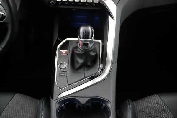 Peugeot 3008 1.2 Allure*130PK*ECC*CRUISE*NAVI*CAM*CARPLAY*