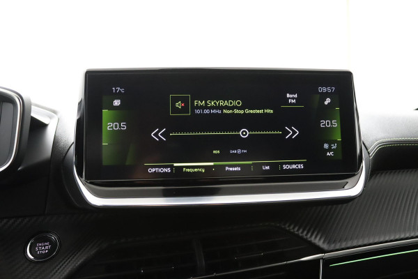 Peugeot 208 1.2 GT*AUTOM.*ECC*CRUISE*NAVI*CAM*CARPLAY
