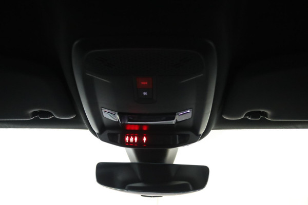 Peugeot 208 1.2 GT*AUTOM.*ECC*CRUISE*NAVI*CAM*CARPLAY