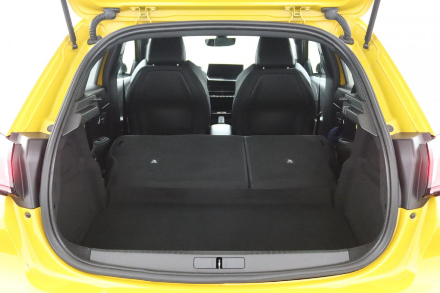 Peugeot 208 1.2 GT*AUTOM.*ECC*CRUISE*NAVI*CAM*CARPLAY