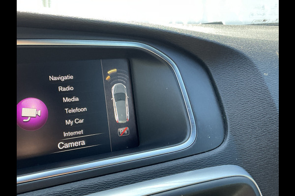 Volvo V40 2.0 D3 Business Sport Automaat Pano Nav/Cam Stoelverw Leer Orig.NL Voll.Onderhouden!