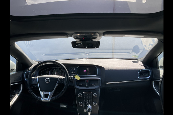Volvo V40 2.0 D3 Business Sport Automaat Pano Nav/Cam Stoelverw Leer Orig.NL Voll.Onderhouden!