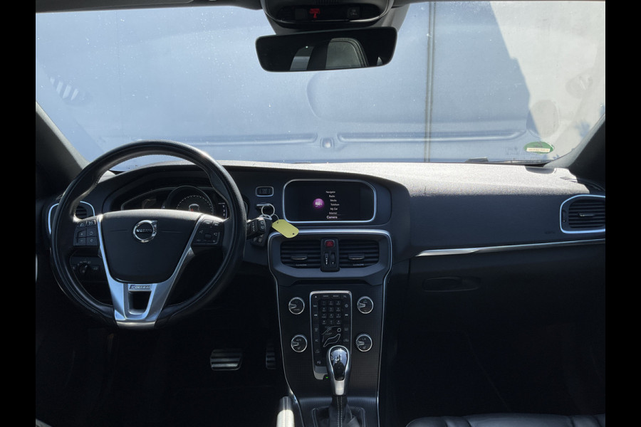 Volvo V40 2.0 D3 Business Sport Automaat Pano Nav/Cam Stoelverw Leer Orig.NL Voll.Onderhouden!