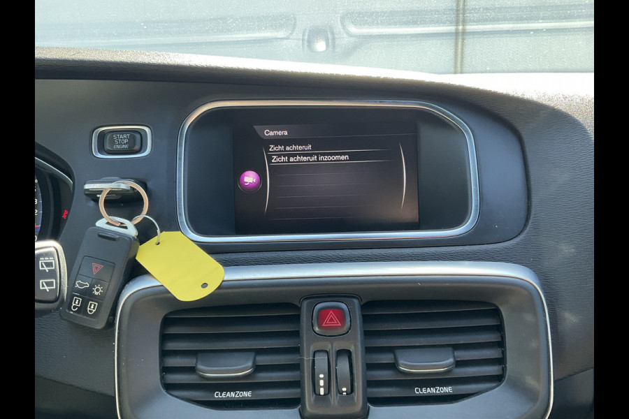 Volvo V40 2.0 D3 Business Sport Automaat Pano Nav/Cam Stoelverw Leer Orig.NL Voll.Onderhouden!