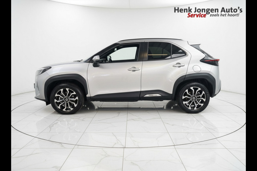 Toyota Yaris Cross 1.5 Hybrid 115 Comfort Dynamic uit 2025 Rijklaar + Fabrieksgarantie Henk Jongen Auto's in Helmond,  al 50 jaar service zoals 't hoort!
