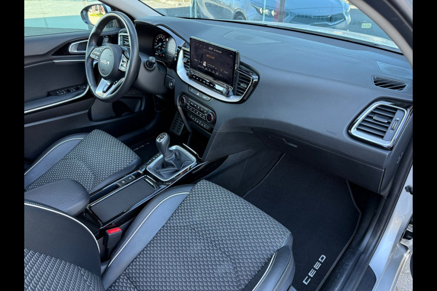 Kia Ceed Sportswagon 1.0 T-GDi ExecutiveLine - Panoramadak - Navi - Climate - Org.NL