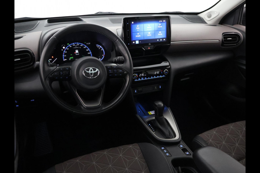 Toyota Yaris Cross 1.5 Hybrid Executive Bi-Tone | Panoramadak | Apple Carplay & AndroidAUTO | Dodehoek Detectie