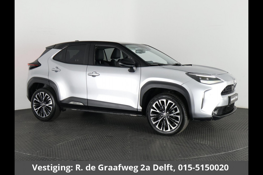 Toyota Yaris Cross 1.5 Hybrid Executive Bi-Tone | Panoramadak | Apple Carplay & AndroidAUTO | Dodehoek Detectie