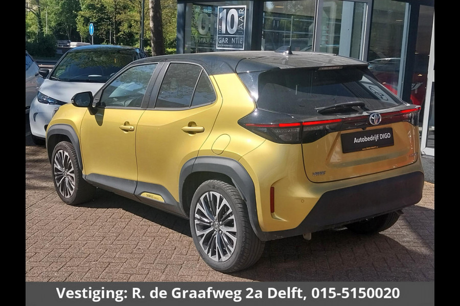 Toyota Yaris Cross 1.5 Hybrid Executive Bi-Tone | Panoramadak | Dodehoek Detectie | HUD | Navigatie