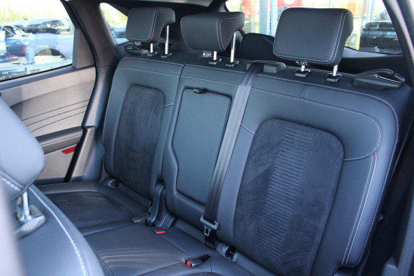 Ford Kuga 2.5 PHEV Active X 243pk | Driver Assistance Pack | Winterpack | Technology Pack | Panoramadak | All Weather Banden