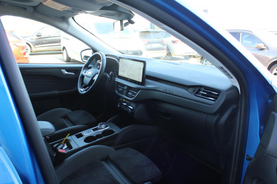 Ford Kuga 2.5 PHEV Active X 243pk | Driver Assistance Pack | Winterpack | Technology Pack | Panoramadak | All Weather Banden
