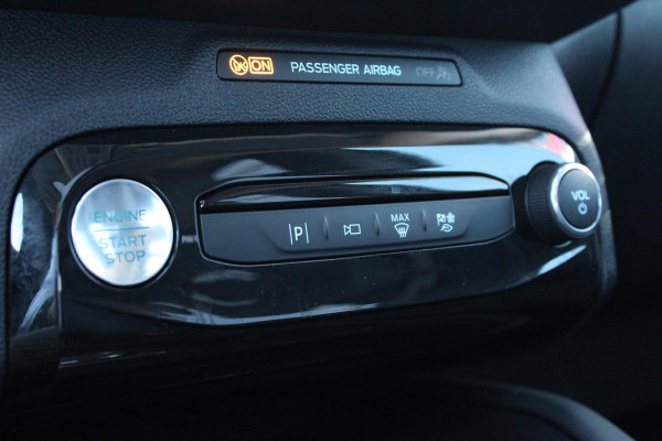 Ford Kuga 2.5 PHEV Active X 243pk | Driver Assistance Pack | Winterpack | Technology Pack | Panoramadak | All Weather Banden