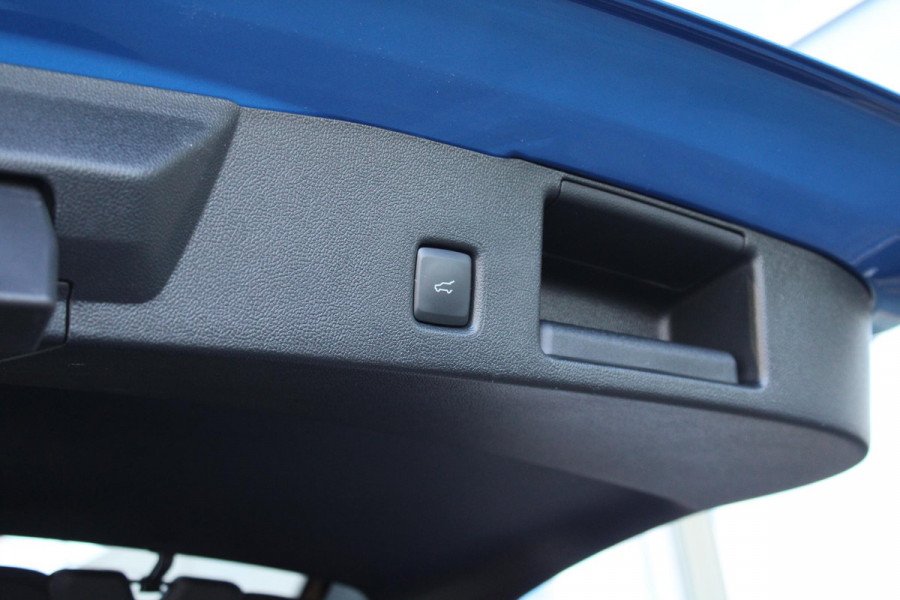 Ford Kuga 2.5 PHEV Active X 243pk | Driver Assistance Pack | Winterpack | Technology Pack | Panoramadak | All Weather Banden