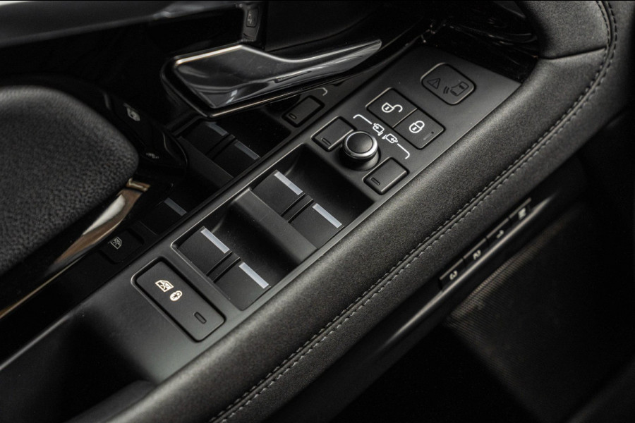 Land Rover Range Rover Evoque 2.0 P250 AWD R-Dynamic HSE ACC Meridian Leder Memory Keyless 20''