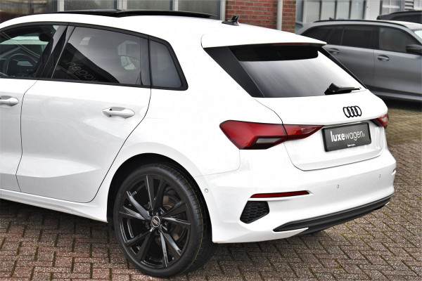 Audi A3 Sportback 35 TFSI 150pk Pano El-Klep Keyless Optic-black Carplay