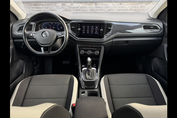 Volkswagen T-Roc 1.5 TSI Sport LED | Trekhaak | Carplay | Camera | Virtual Cockpit | PDC
