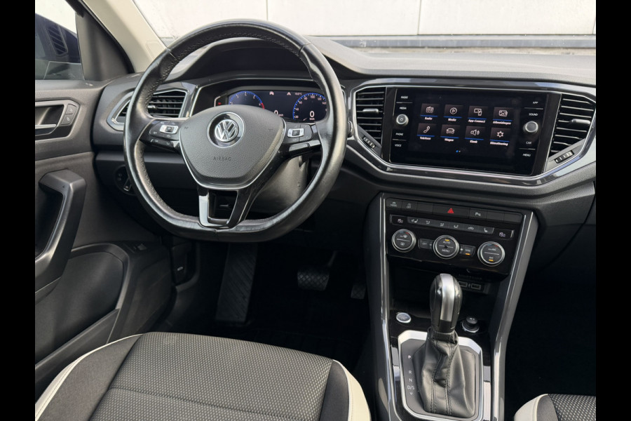 Volkswagen T-Roc 1.5 TSI Sport LED | Trekhaak | Carplay | Camera | Virtual Cockpit | PDC