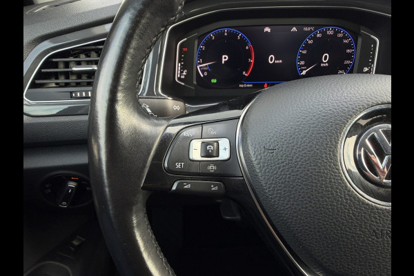 Volkswagen T-Roc 1.5 TSI Sport LED | Trekhaak | Carplay | Camera | Virtual Cockpit | PDC