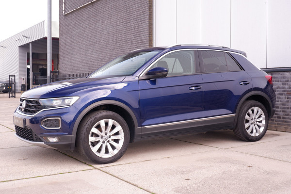 Volkswagen T-Roc 1.5 TSI Sport LED | Trekhaak | Carplay | Camera | Virtual Cockpit | PDC