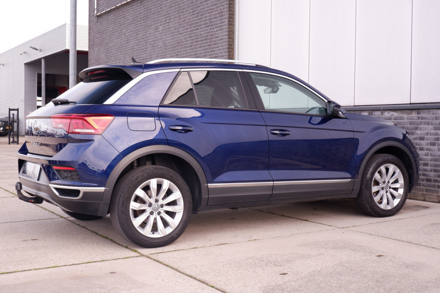 Volkswagen T-Roc 1.5 TSI Sport LED | Trekhaak | Carplay | Camera | Virtual Cockpit | PDC