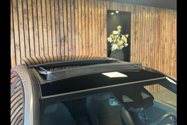 Mercedes-Benz A-Klasse 250 Premium Plus / Pano / Camera / Keyless / Sfeerverlichting / Burmester