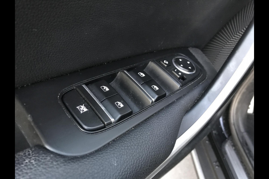 Kia Xceed 1.0 Black Edition Panoramadak 7 JAAR GARANTIE