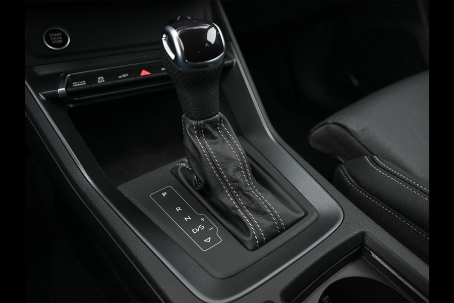 Audi Q3 Sportback 45 TFSI e S Edition | Panoramadak | Leder | Achteruitrijcamera | Stoelverwarming  | Climate control | 20 Inch