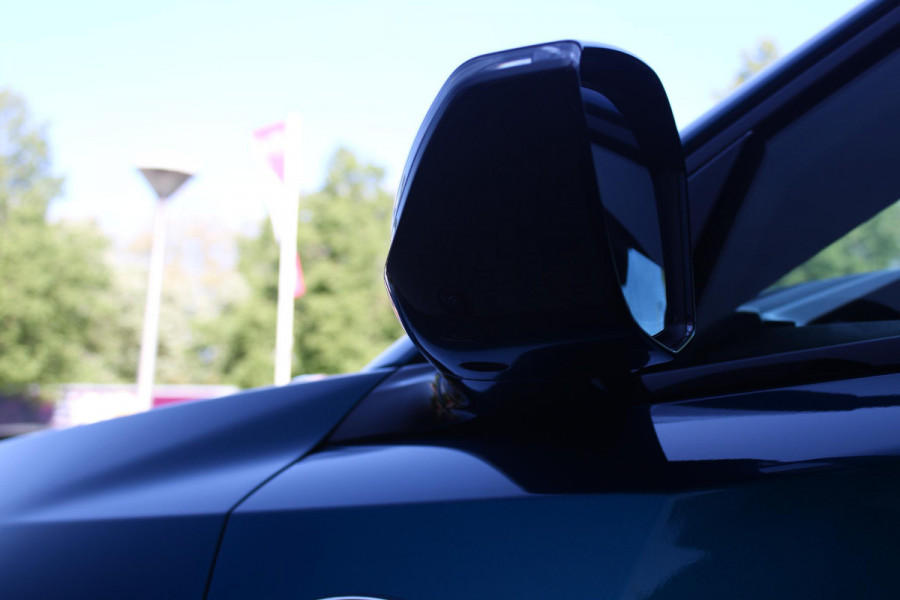 Peugeot 408 1.2 Hybrid 145PK AUTOMAAT GT | 360° CAMERA | DODEHOEK DETECTIE | KEYLESS ENTRY/START | ADAPTIVE CRUISE CONTROL | NAVIGATIE | DRAADLOZE APPLE CARPLAY/ANDROID AUTO | PARKEERSENSOREN VOOR + ACHTER | LED MATRIX KOPLAMPEN | 19" LICHTMETALEN VELGEN | ELEKTRISCH BEDIENBARE ACHTERKLEP | CLIMATE CONTROL | STUUR VERWARMING |